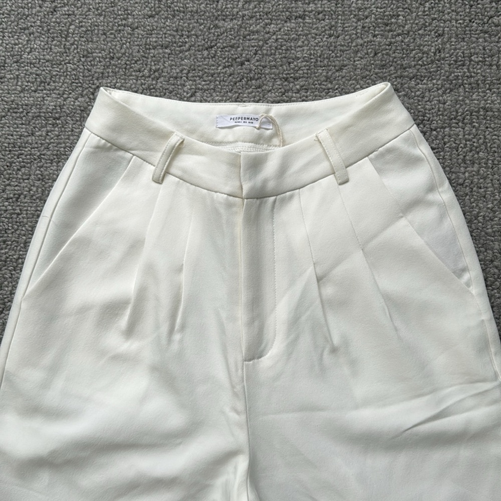 Peppermayo size 0 white pants - Picture 2 of 4